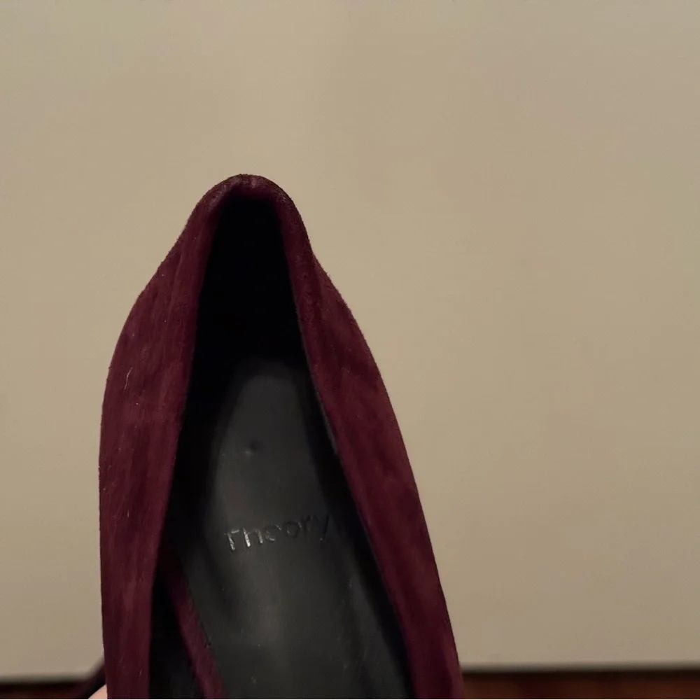 Theory Braxia Suede Pumps - Size 39 - Maroon - Picture 6 of 11